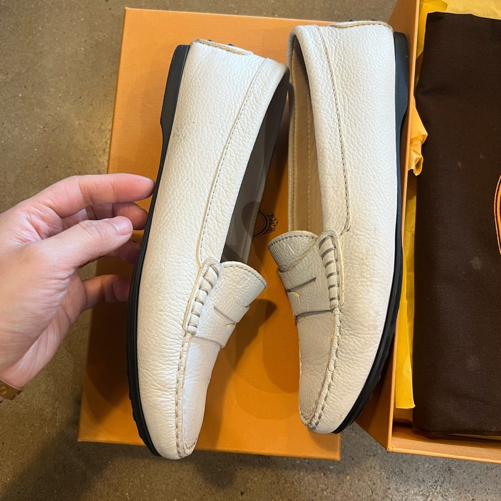 Tod’s - Picture 3 of 9